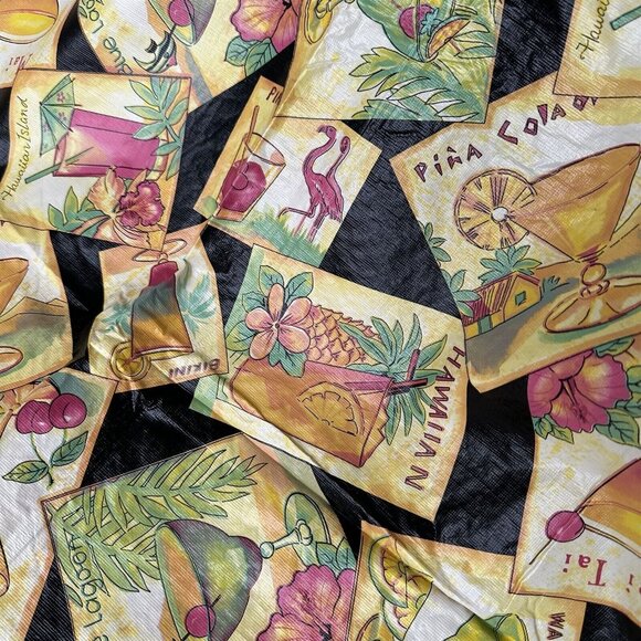 Avon Vinyl Tablecloth Cocktails Tiki Tropical 60 x 84 Umbrella Table - Picture 3 of 8